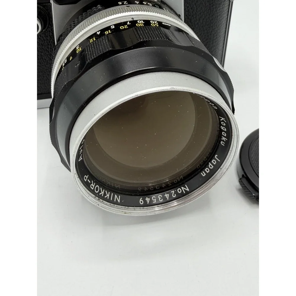 Nikon F2 35mm SLR Film Camera Nikkor-P Auto 105mm f/2.5 Lens Kit Tested